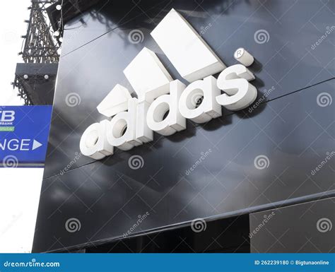 adidas armenia address.